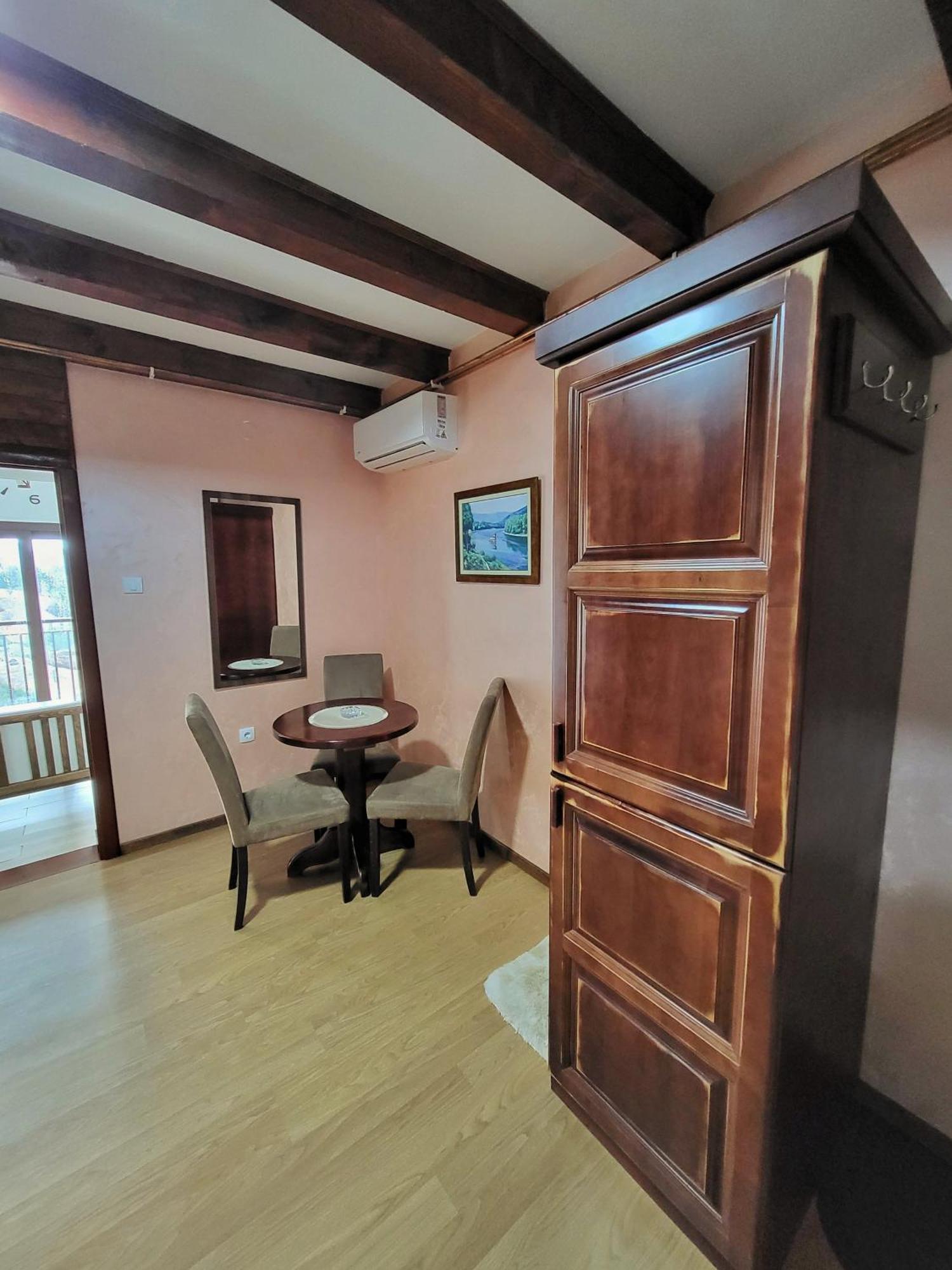 Zaovine Apartmani Tarsko Jezero חדר תמונה
